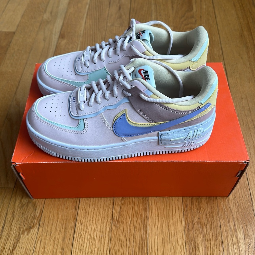 🚫 SOLD 🚫 Nike Air Force 1 Shadow light soft pink size 7.5 like new!